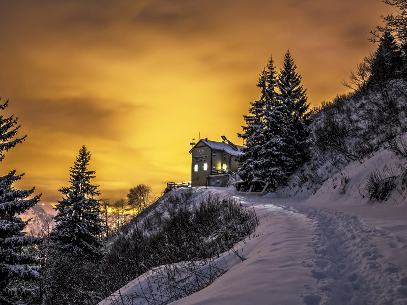 Rifugio Pernici innevato